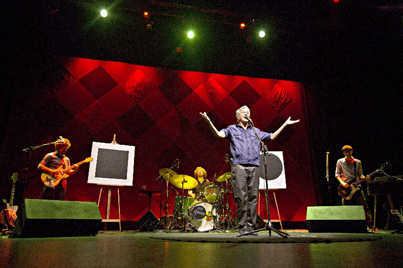 Caetano e Banda Cê trazem de volta o show de Abraçaço | Marcos Hermes/Divulgação
