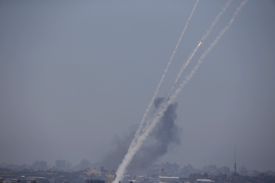 Foguete é lançado do norte da Faixa de Gaza em direção a Israel | Reuters/Baz Ratner
