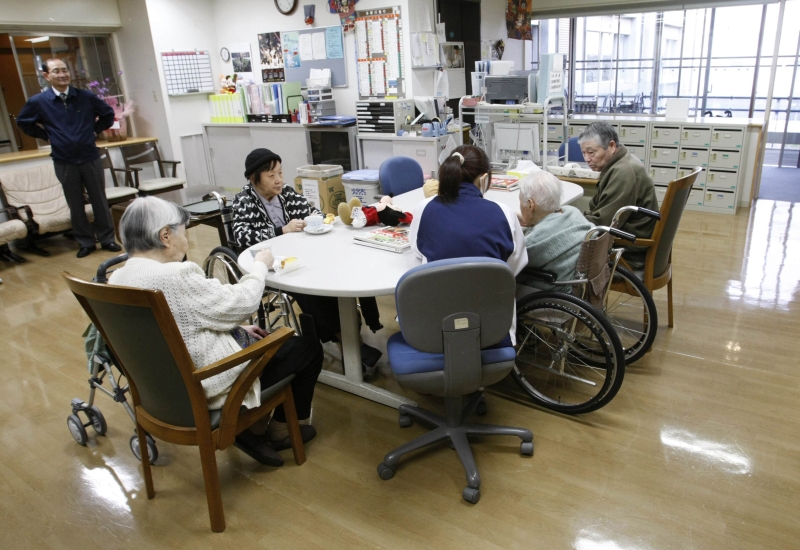 Idosos representam um porcentual grande da população japonesa e viraram alvo comercial por seus hábitos alimentares | Issei Kato/Reuters