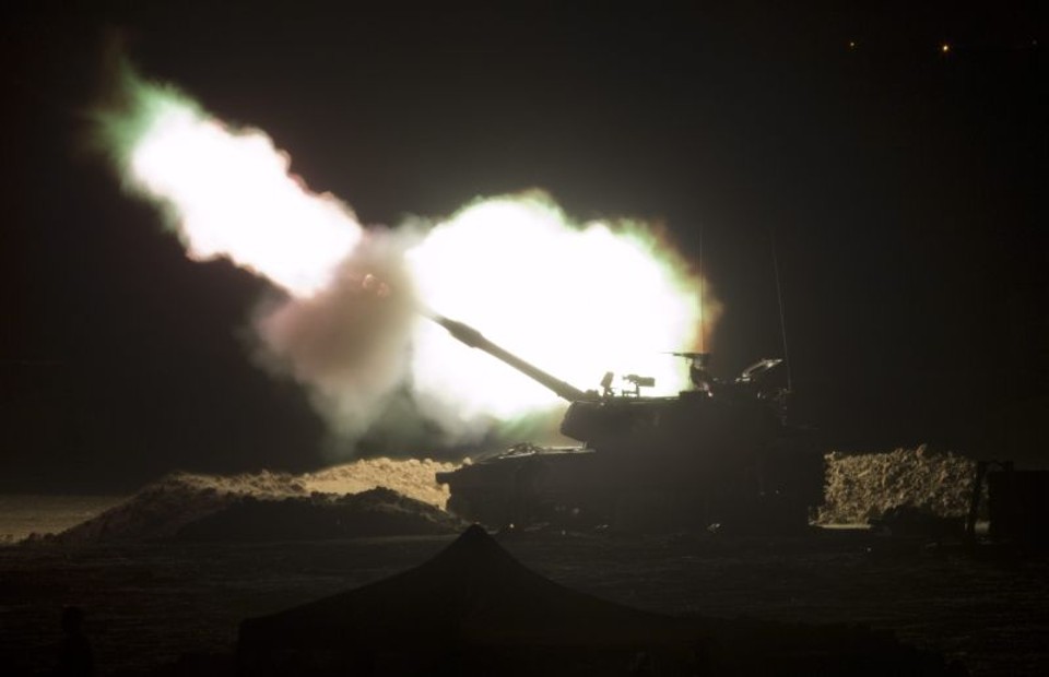 Israel dispara contra a Faixa de Gaza | EFE/JIM HOLLANDER