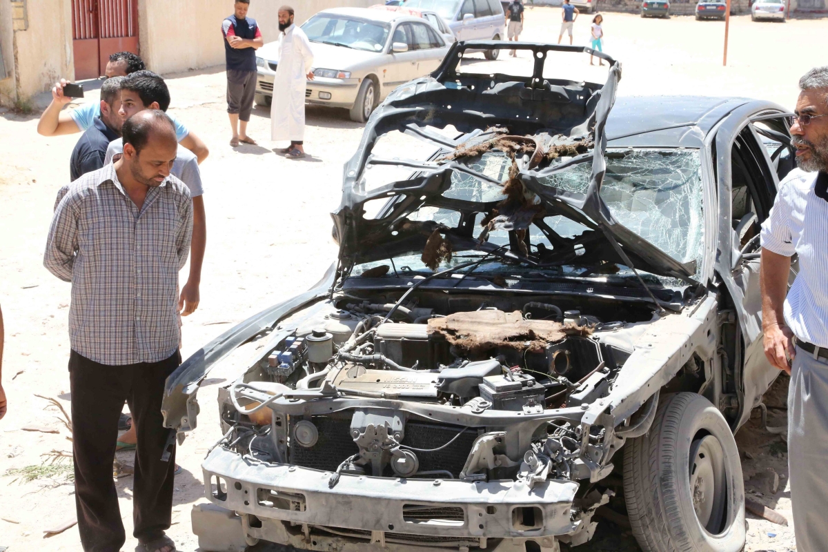 Combates pelo controle do aeroporto de Trípoli, na Líbia | EFE/Stringer