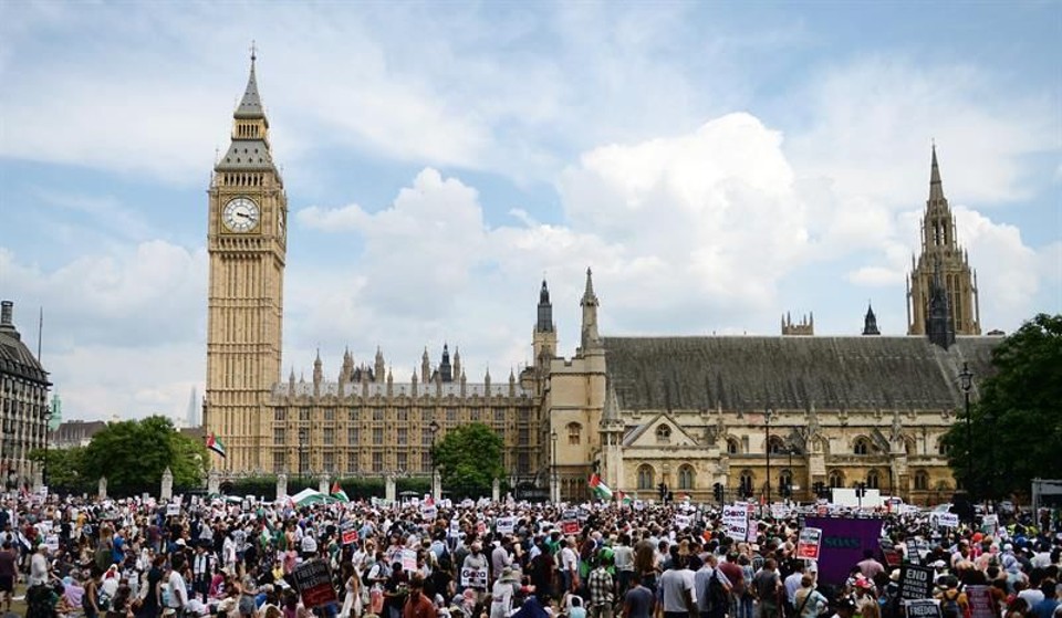 Protesto em Londres contra a violência do conflito na Faixa de Gaza | EFE/EPA/ANDY RAIN