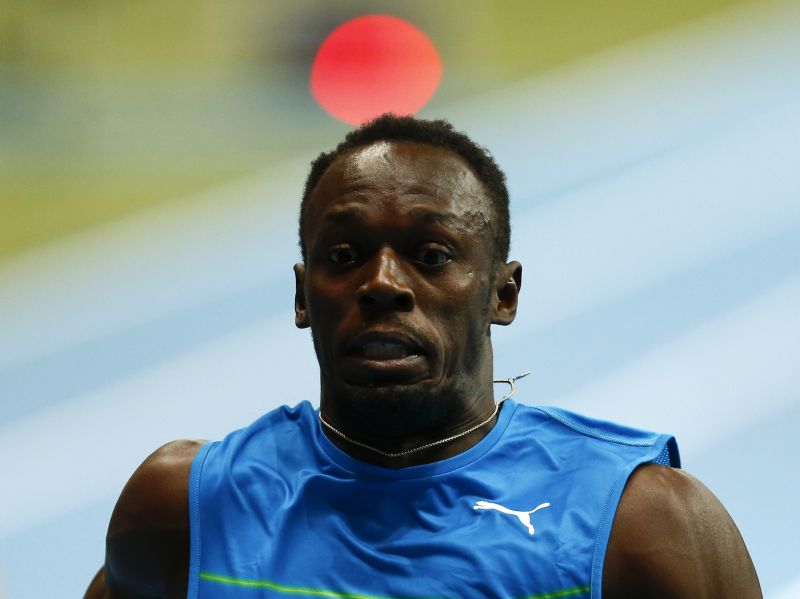 Jamaicano Usain Bolt após vencer 100 m masculino durante o quinto Memorial de Atletismo, na Varsóvia, dia 23 de agosto | REUTERS/Kacper Pempel