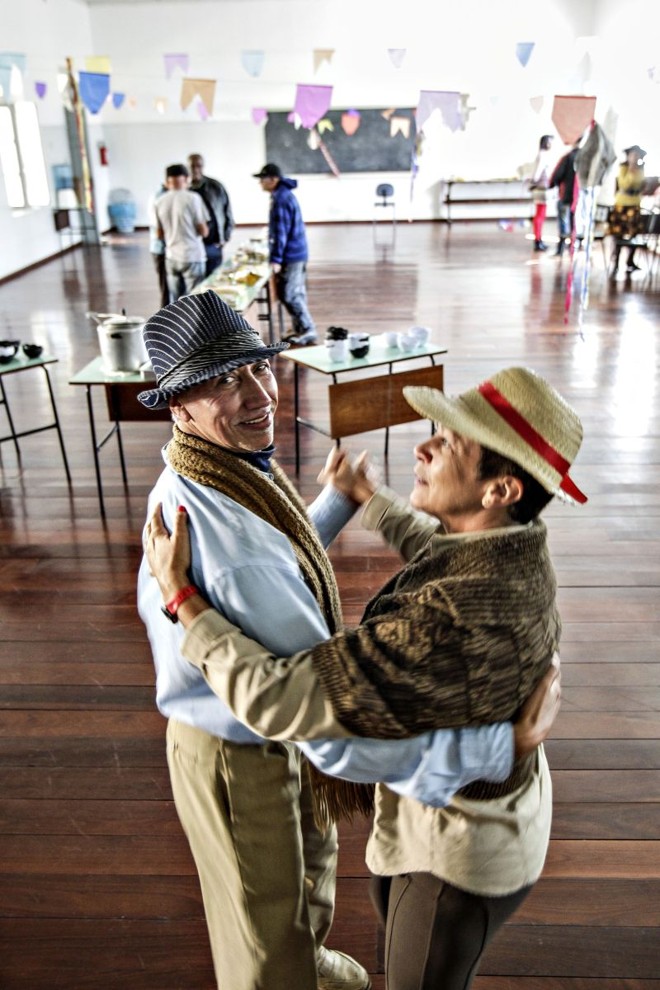 Maria Alba e Adônis: amizade no 