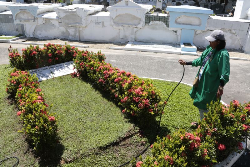 Túmulo de Miguel Arraes, onde o Campos será enterrado, passou por manutenção nesta quinta-feira (14) | Estadão