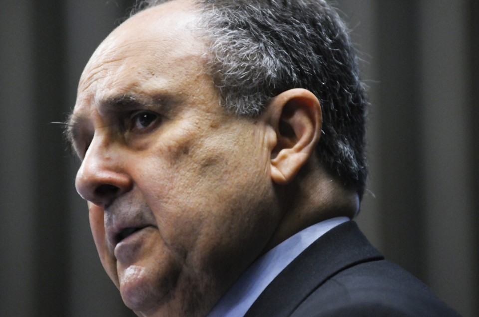 Cristovam Buarque, senador (PDT-DF), é quem prepara relatório decisivo para determinar se iniciativa vira ou não projeto de lei | Artur Monteiro/Ag. Senado