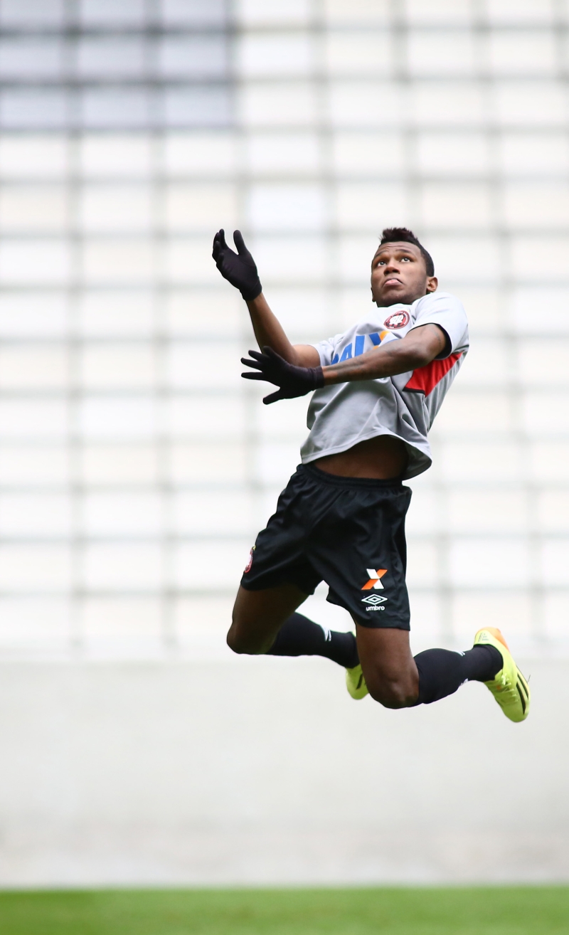 Douglas Coutinho foi indicado à equipe de Drubscky quando havia deixado o Cruzeiro | Giuliano Gomes/ Gazeta do Povo