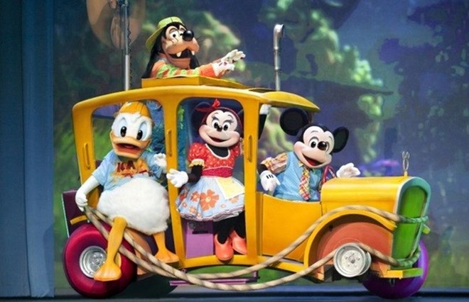 Na mais nova produção da Feld Entertainment, Mickey Mouse e seus amigos entram em uma divertida caça de talentos |