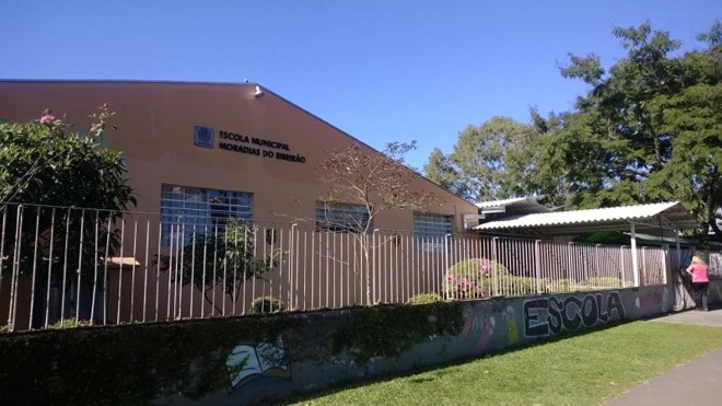 Professores das escolas municipais de Curitiba entram em greve por tempo indeterminado nesta segunda-feira (11) |