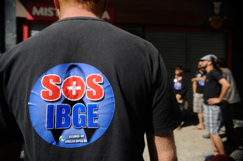 Sindicato da categoria exige a readmissão dos temporários que participam da greve. O IBGE prefere resolver na Justiça | Tânia Rêgo/ABr