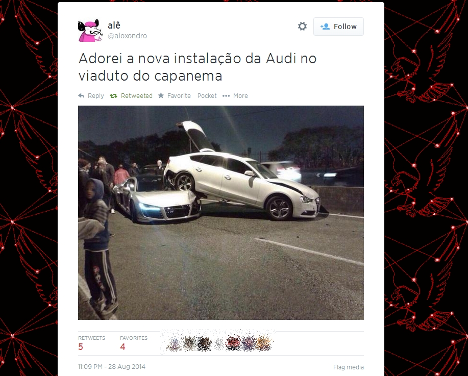 Audi R8 entrou embaixo do Audi A5 | Reprodução/Twitter