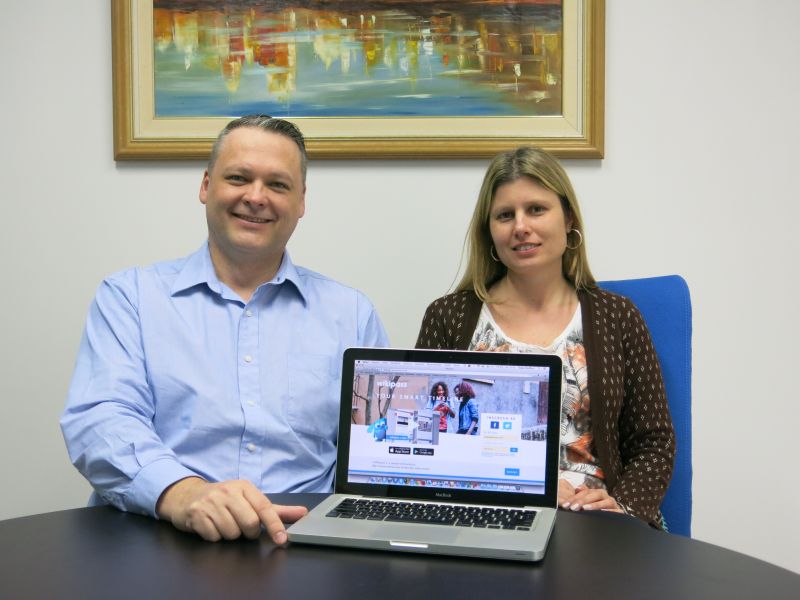 Diego Boufleur, diretor-executivo do Wikipass, e Cintia Schoeninger, diretora de operações | Divulgação.