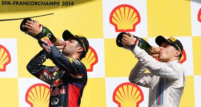 Riocciardo e Bottas comemoram o pódio na Bélgica | 