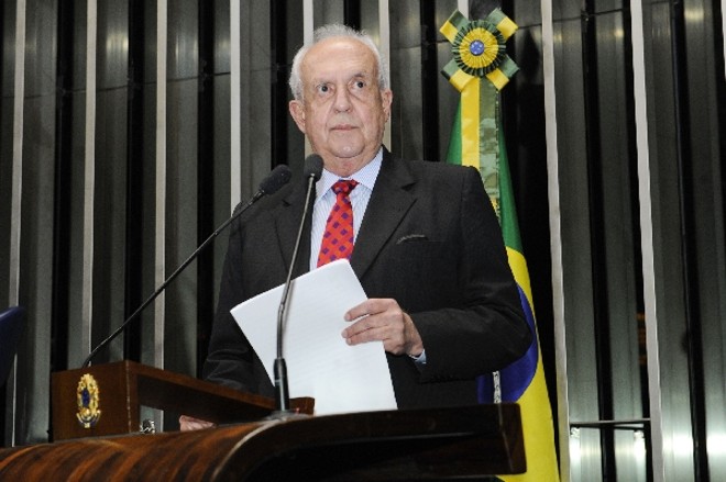 Senador Jarbas Vasconcelos (PMDB) |