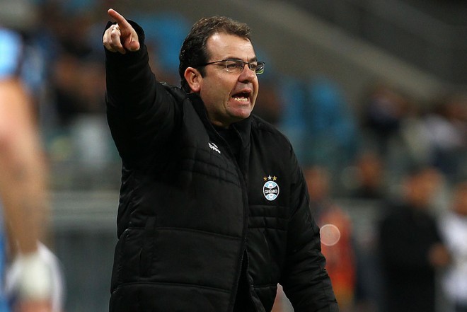 Com muitos altos e baixos ao longo da temporada, Enderson Moreira foi demitido do Grêmio na 12a rodada, após uma derrota em casa, de virada, para o Coritiba | 