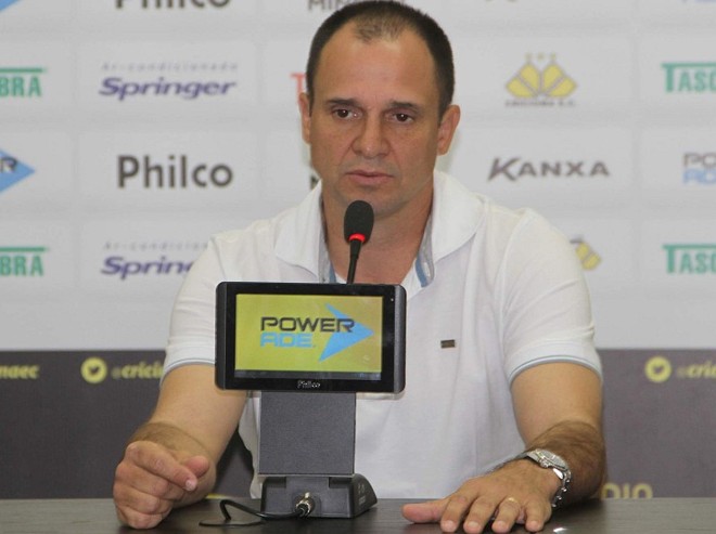 Com o Criciúma chegando à zona de rebaixamento na 17.ª rodada, quem foi demitido foi o técnico Wagner Lopes | 