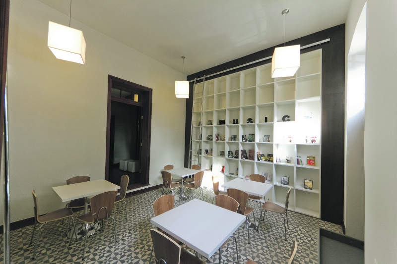 Ambiente de coworking do Lifespace Estação, da Invespark | Divulgação