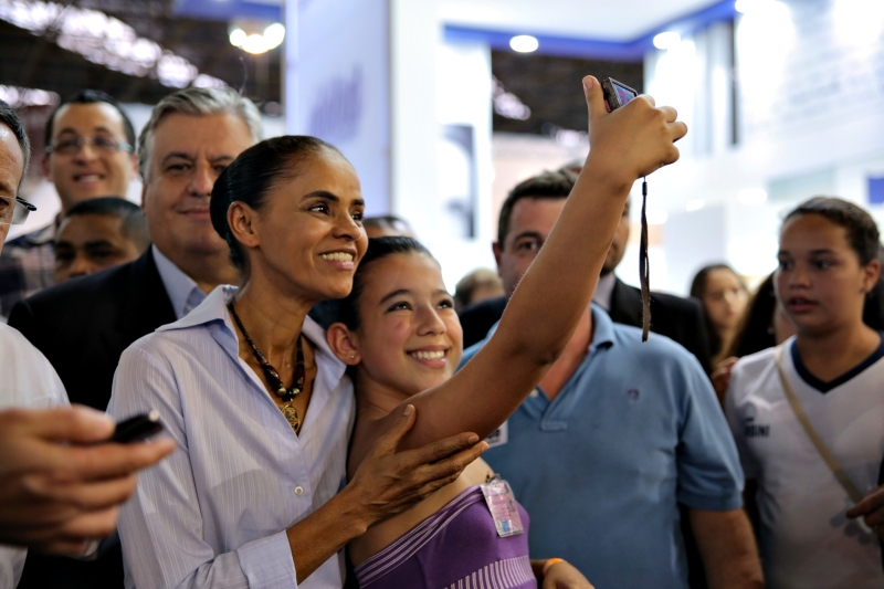 Marina visitou ontem a 23ª Bienal do Livro, em São Paulo | Léo Cabral/ Divulgação