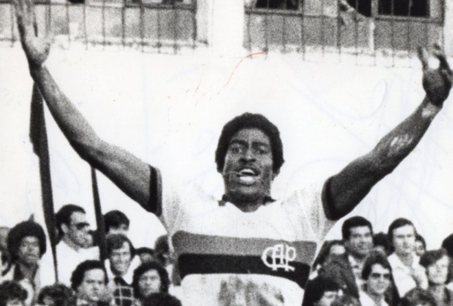 Ziquita marcou 4 gols em 12 minutos contra o Colorado na Baixada em 1978 |
