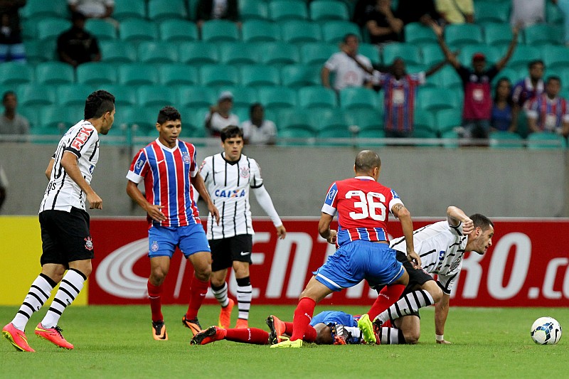 Bahia e Corinthians fizeram um jogo tecnicamente sofrível na Fonte Nova | Felipe Oliveira / Vipcomm