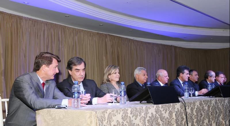 Gleisi e Richa e participaram de evento na Associação Comercial do Paraná | Giuliano Gomes/ Gazeta do Povo