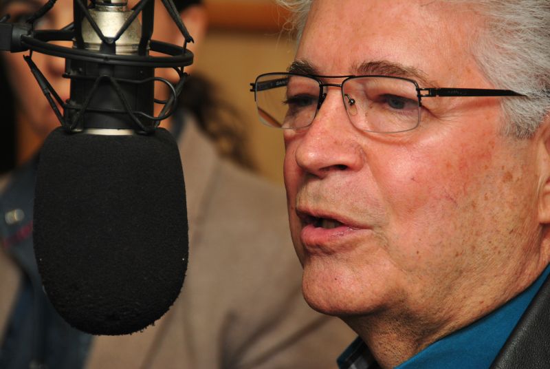 O candidato Roberto Requião (PMDB) visitou jornais e emissoras de rádio em Santo Antônio da Plantina e, no final da manhã, se reuniu com lideranças regionais | Antônio de Picolli