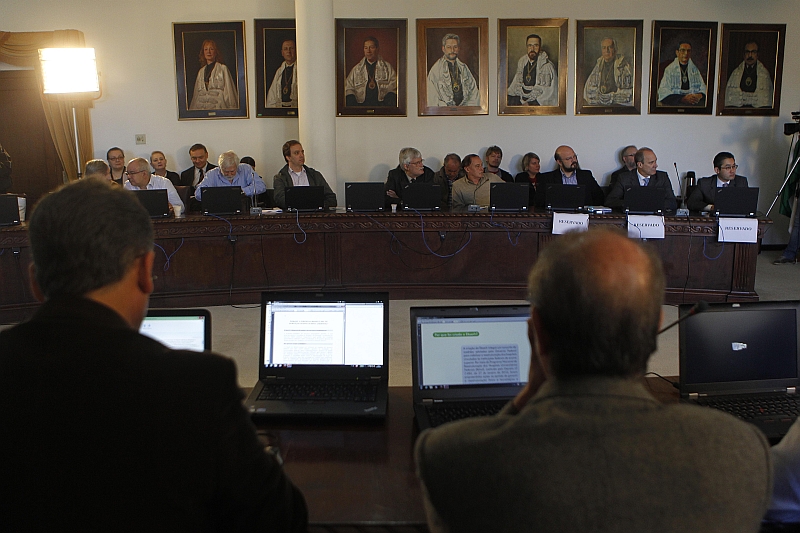 Esta foi a última rodada de esclarecimentos sobre como vai ser o contrato entre UFPR e Ebserh, caso a universidade faça a adesão à empresa | Jonathan Campos / Agência de Notícias Gazeta do Povo