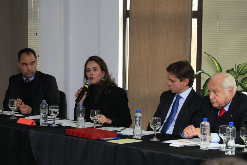 Especialistas falaram sobre a relação Direito e política | Ivonaldo Alexandre/ Gazeta do Povo