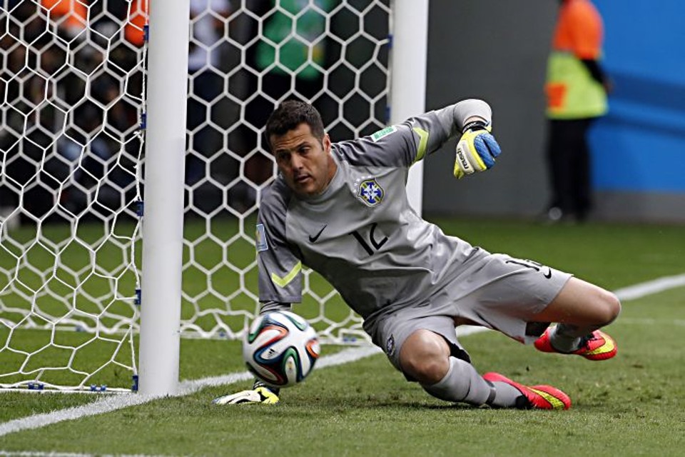 Pelo Benfica, Julio Cesar voltará a jogar na elite do futebol europeu | Albari Rosa / Gazeta do Povo