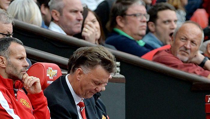 Van Gaal teve estreia ruim com a derrota de seu Manchester United para o Swansea | EFE