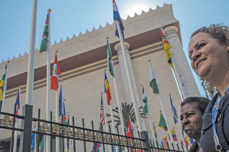 O templo da Igreja Universal do Reino de Deus, em São Paulo, levou quatro anos para ser construído, a um custo de aproximadamente US$300 milhões | Daniel Kfouri para The New York Times