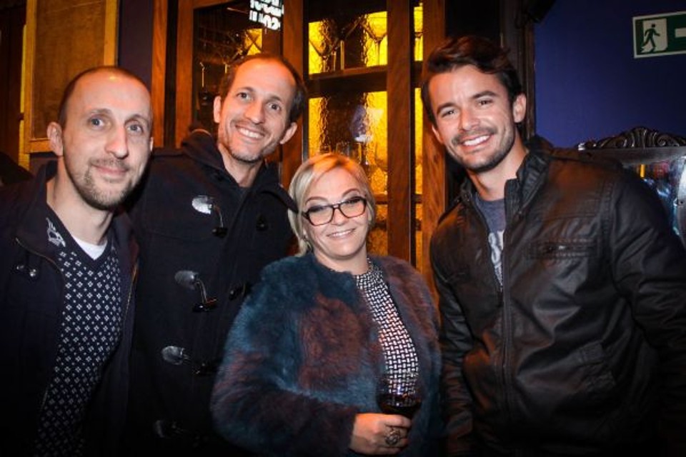 Marcia Fontana, proprietária do Vox Bar, comemorou os 16 anos da badalada casa noturna com seus sócios Ralf Sperka e Marcos Müller (ambos à esq.) e com o gerente de vendas da Ambev, Alan Pierre de Carvalho Miranda (à dir.) | Vanessa Ramos