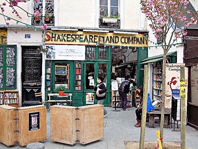 Shakespeare and Co.: editora de clássicos |