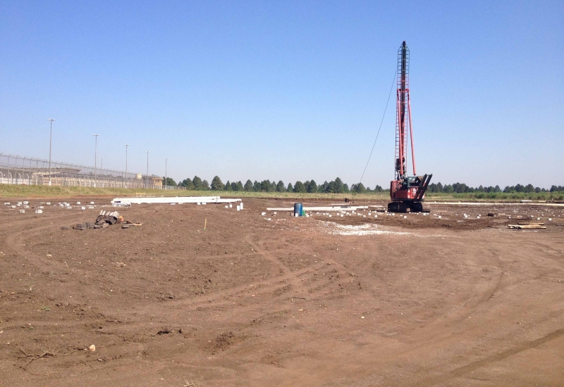 A construção da Casa de Custódia de Piraquara deve ajudar a reduzir a falta de vagas | Rodrigo Batista/Gazeta do Povo