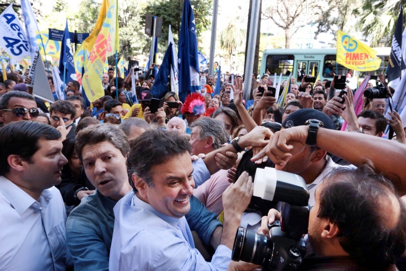 Aécio em campanha: mea culpa sobre aeroporto da cidade de Cláudio é tentativa de encerrar o caso | Orlando Brito/Coligação Muda Brasil