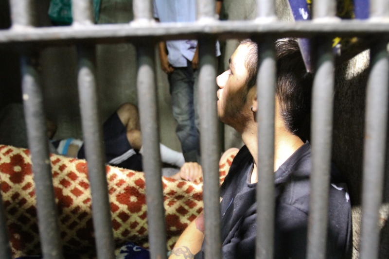 Além da falta de trabalho,detentos reclamam ainda de maus-tratos e da má alimentação | Arquivo/ Gazeta do Povo