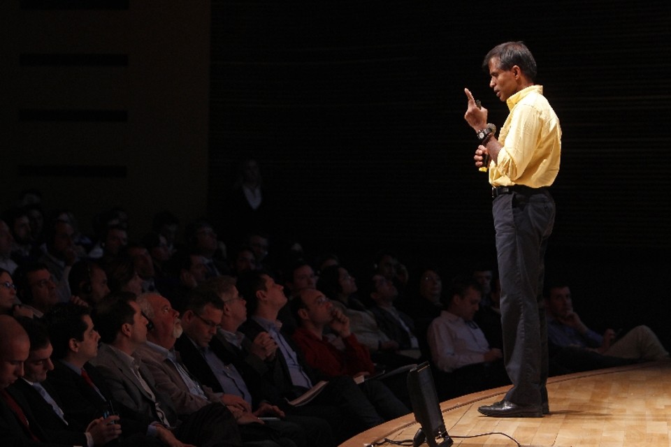 Aswath Damodaran, especialista em valuation da New York University, falou em Curitiba ontem sobre ferramentas de avaliações de empresas | Antônio More/ Gazeta do Povo