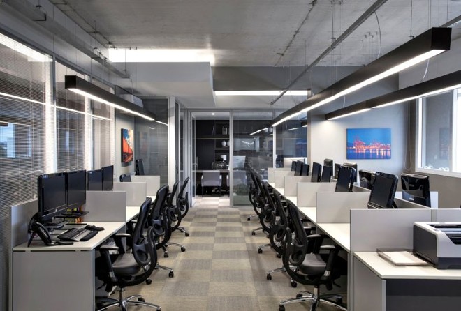 O projeto da sede da Asia Shipping, em Curitiba, traz a tradição, o conceito e os valores da marca como influências de Marino no trabalho das arquitetas |