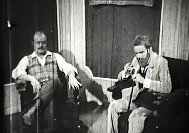 Roque Rodrigues divide a cena com José Mojica Marins (à dir.) |