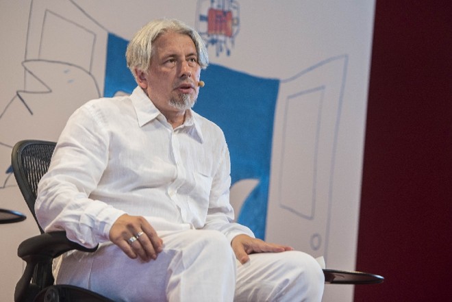 O escritor russo estreou no evento e falou sobre as