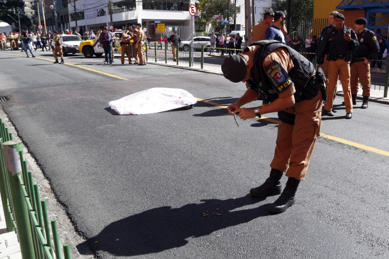 Um corpo estendido no chão: homicídio em zona nobre altera percepção da violência | Aliocha Maurício