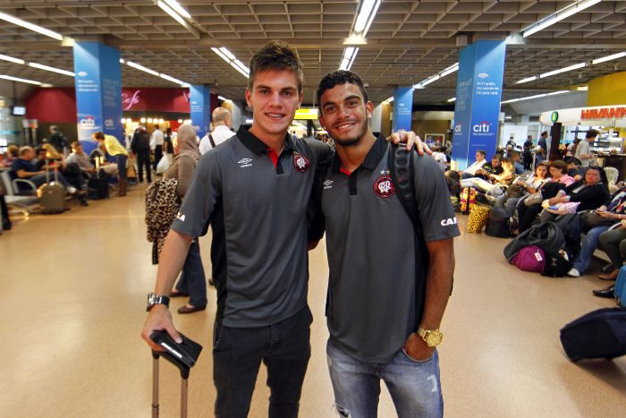 Nathan e Mosquito jogarão torneio na Espanha com a seleção sub-20 | Albari Rosa / Gazeta do Povo