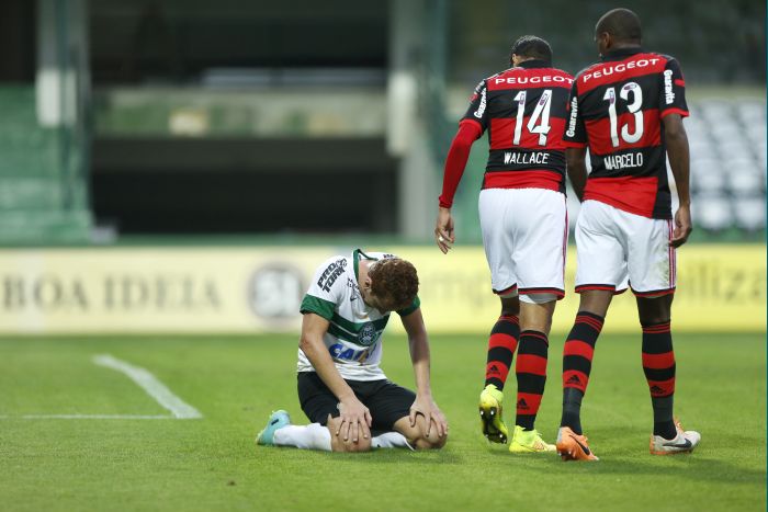 Zé Love lamenta nova derrota do Coritiba, que segue na lanterna | Marcelo Andrade/Gazeta do Povo