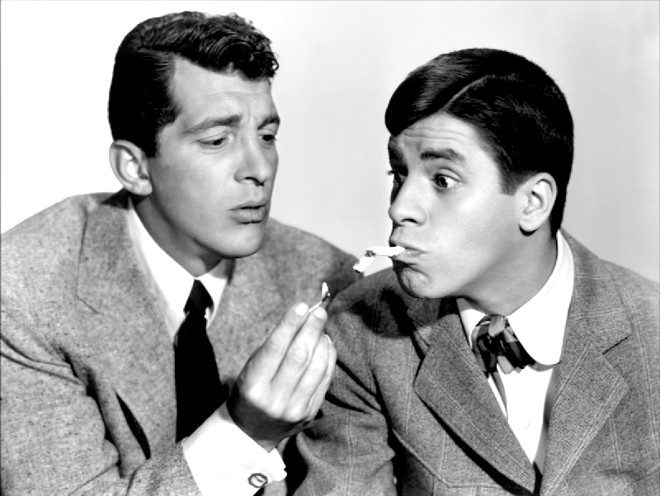 Dean Martin e Jerry Llewys: O cantor Dean Martin e o humorista Jerry Llewys formavam uma parceria nas telas com uma química muito semelhante a de Didi e Dedé no cinema e no rádio. Entre as décadas de 1940 e 1950, a dupla estrelou 17 filmes. A maioria deles, sucesso de público. |