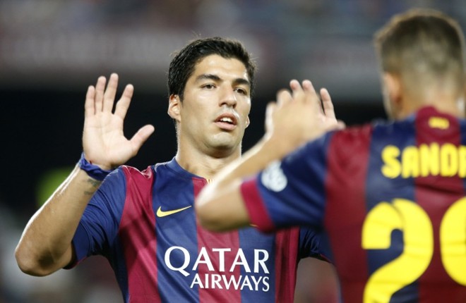 Atacante Luis Suárez entra em campo aos 30 minutos do segundo tempo | 