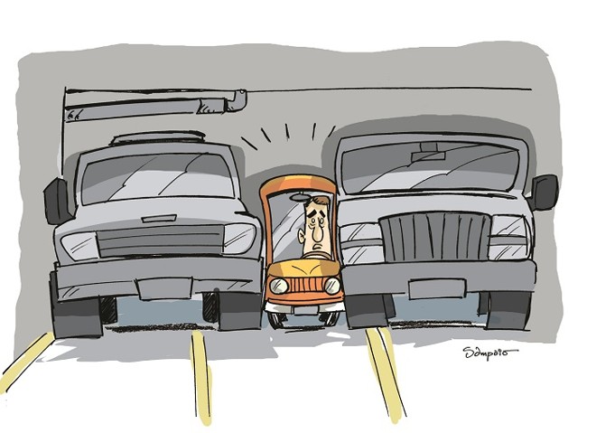 Garagem - Carros mal estacionados que invadem o espaço do vizinho são os campeões de reclamações. Aquela paradinha apenas para descarregar as compras que bloqueia a passagem do vizinho. A dica é estar atento ao que diz o regulamento interno, principalmente, com relação aos veículos estranhos, de visitantes e não cadastrados. Geralmente, o condomínio tem espaço apenas para um carro por apartamento. | 
