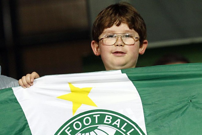 Esse pegou a bandeira do papai para torcer pelo Coritiba | 