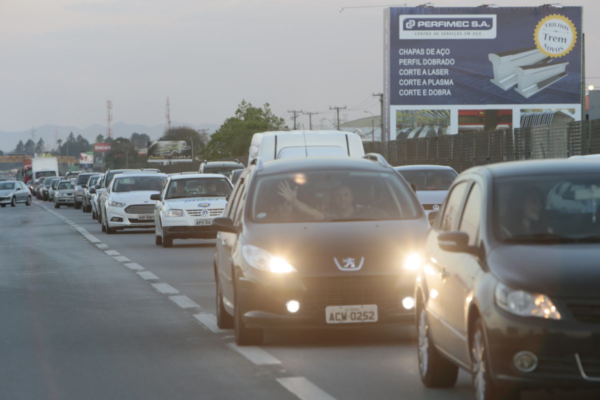 Segundo a concessionária Ecovia, até agora, mais de 11 mil veículos passaram pela BR-277 no trecho que liga Curitiba ao Litoral | Cesar Machado/Gazeta do Povo