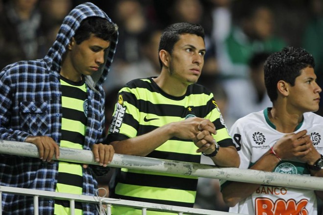 Torcida do Coritiba no jogo contra o São Paulo | 