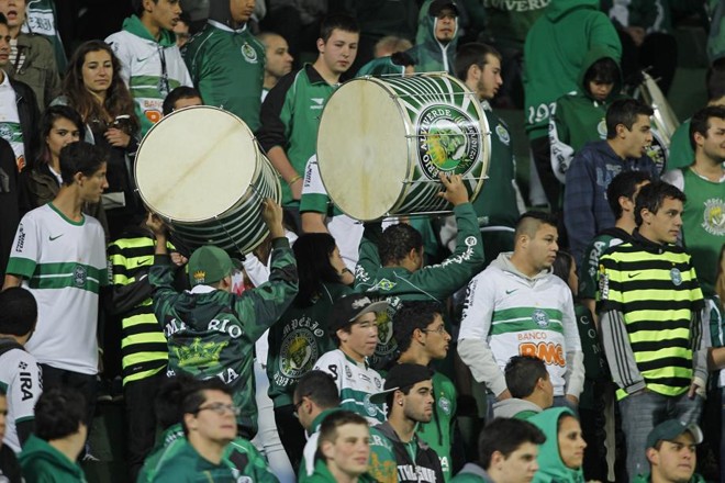 Torcida do Coritiba no jogo contra o São Paulo | 